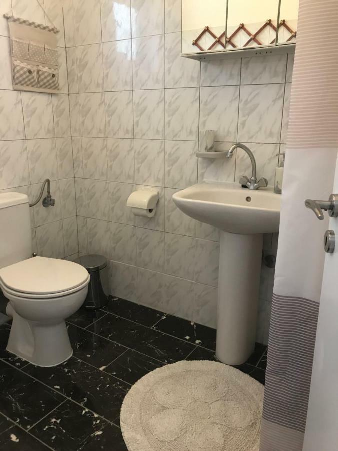 Floros Apartments Агиос Стефанос Экстерьер фото